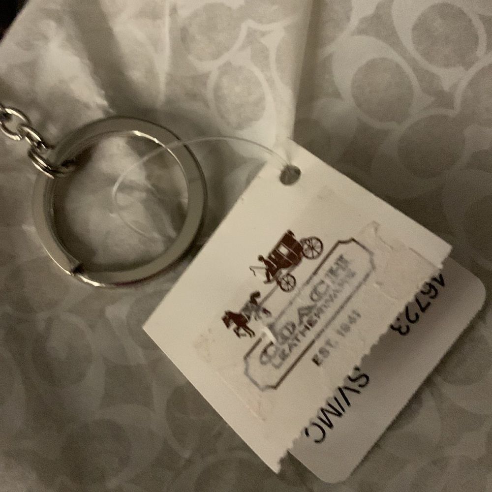 Coach Keychain Wallet - Picture 14 of 16